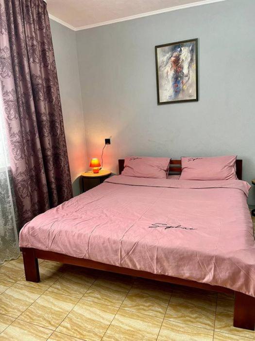 Smart Apartment На Соборной 23 Krzemieńczuk Zewnętrze zdjęcie